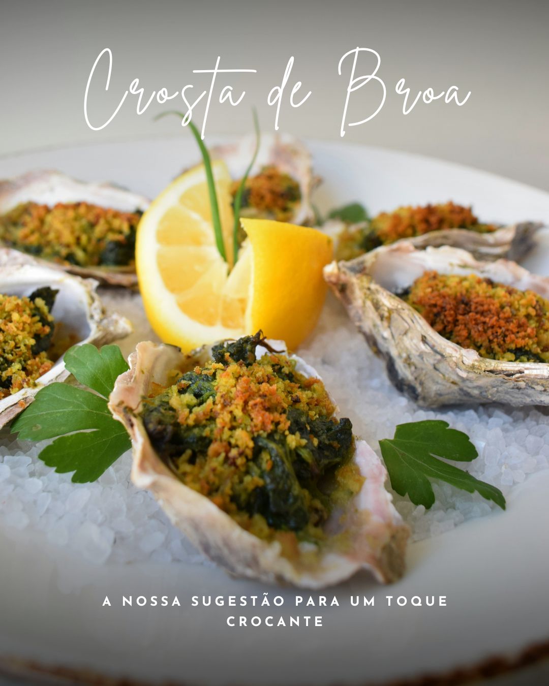 Fotografia de ostras gratinadas com crocante de broa